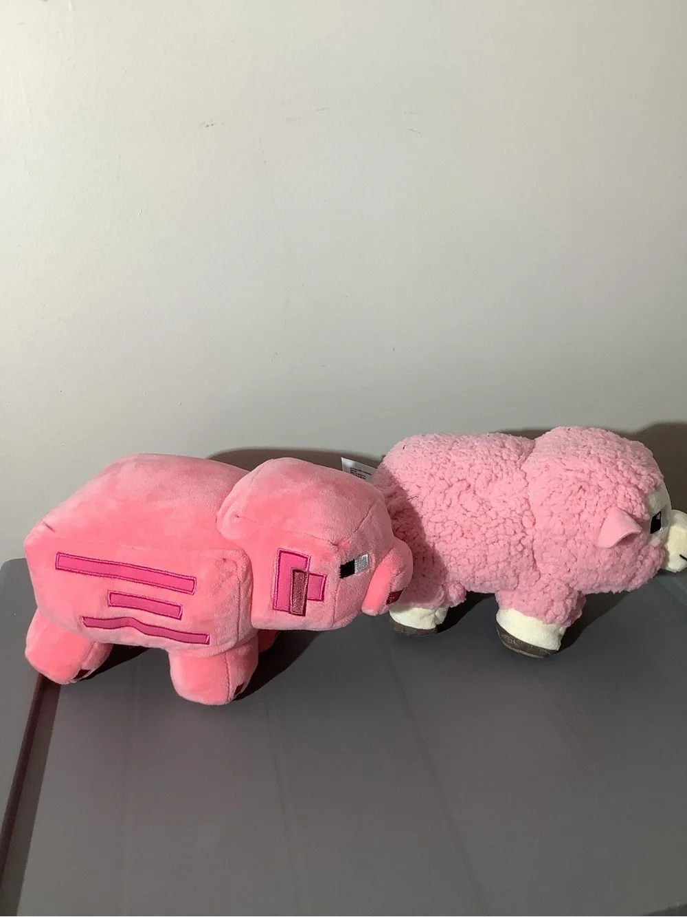 Minecraft set of Pink Pig Plush Toy - Pink